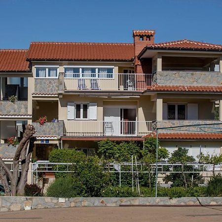 Apartmani Ana & Milo Lopar Exterior foto