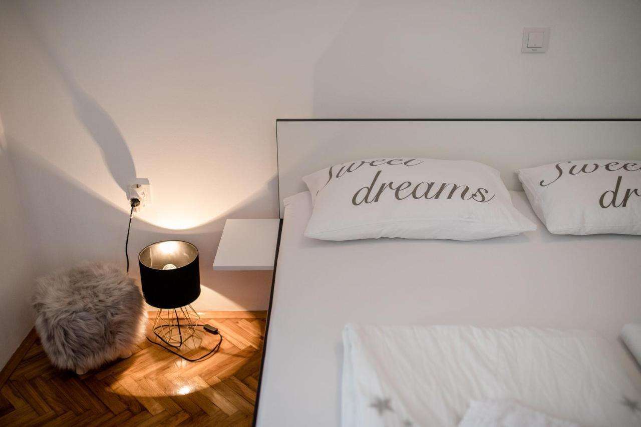 Apartmani Ana & Milo Lopar Exterior foto
