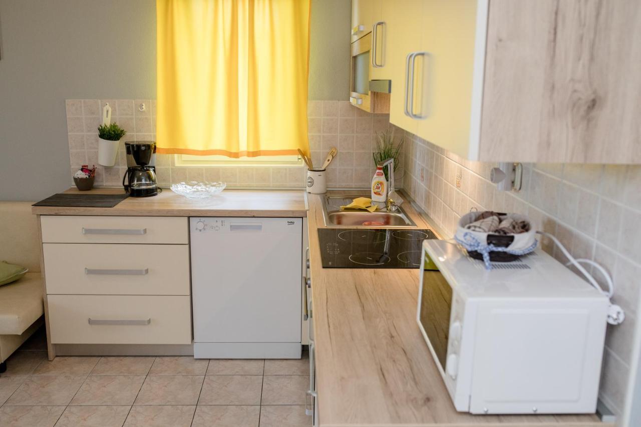 Apartmani Ana & Milo Lopar Exterior foto