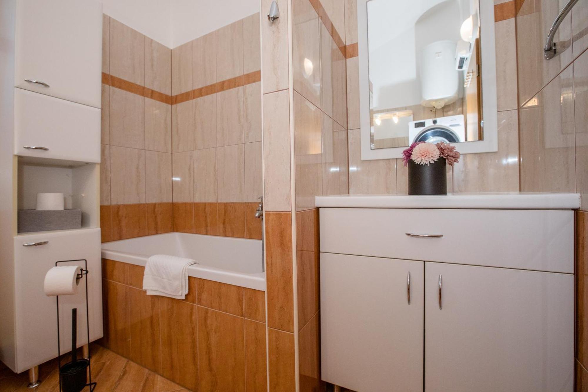Apartmani Ana & Milo Lopar Zimmer foto